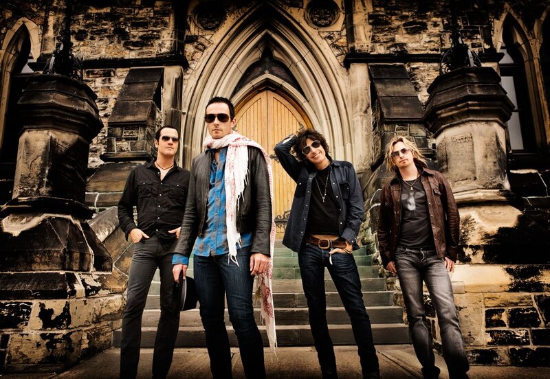 band on stone steps