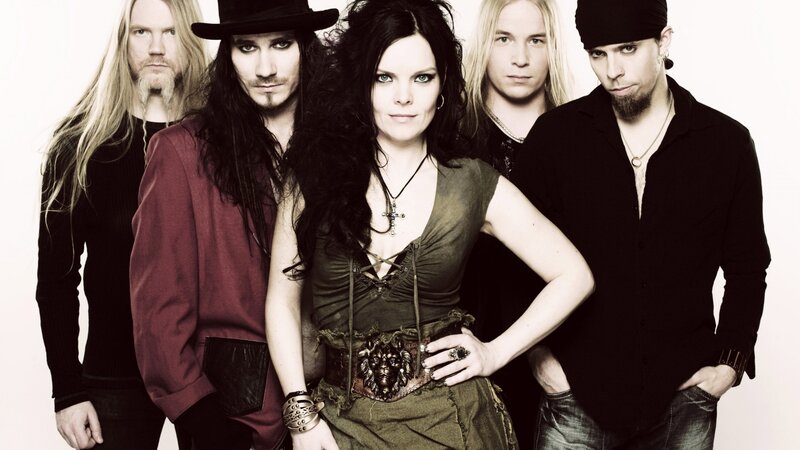 band portrait with female lead