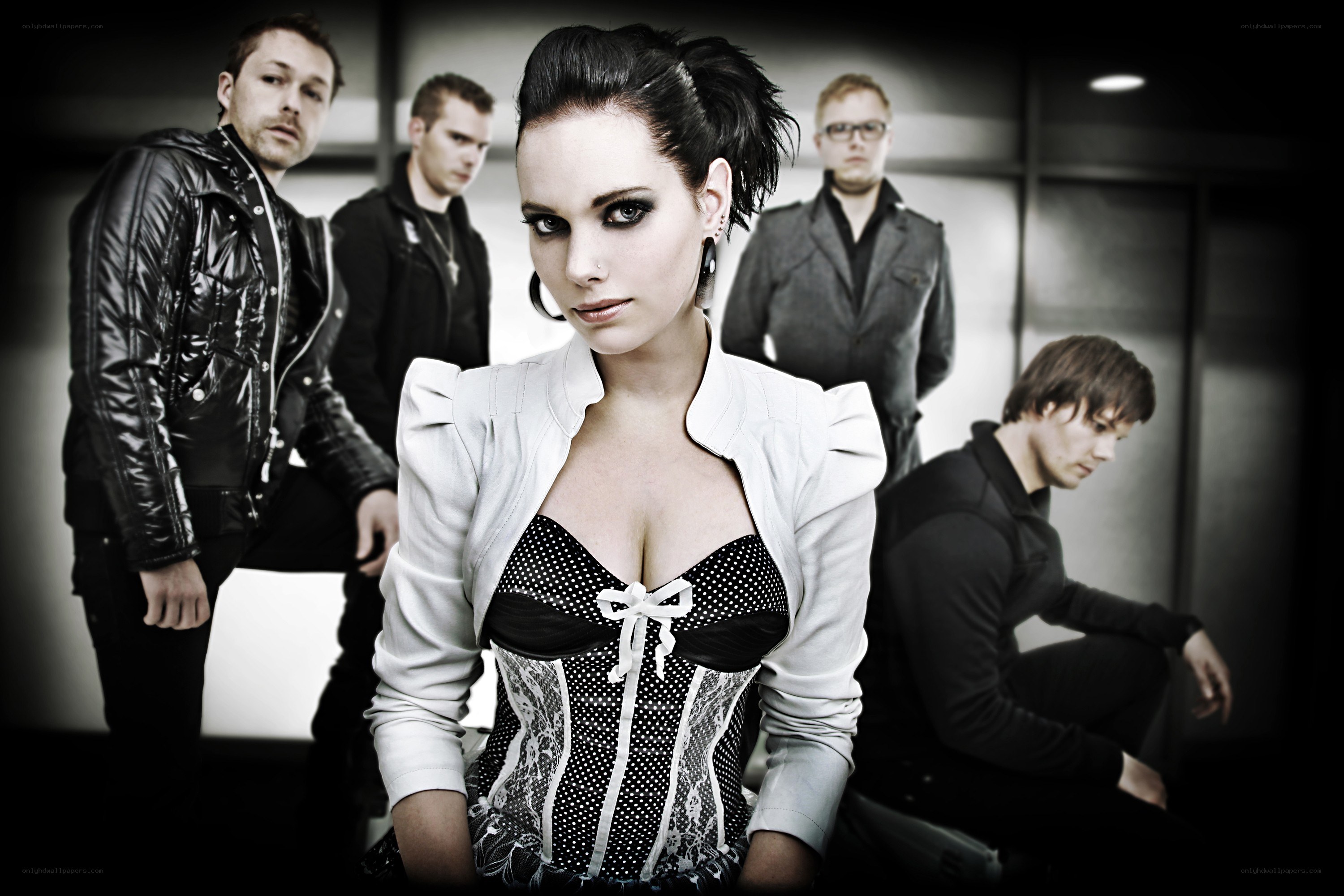 band with female lead singer
