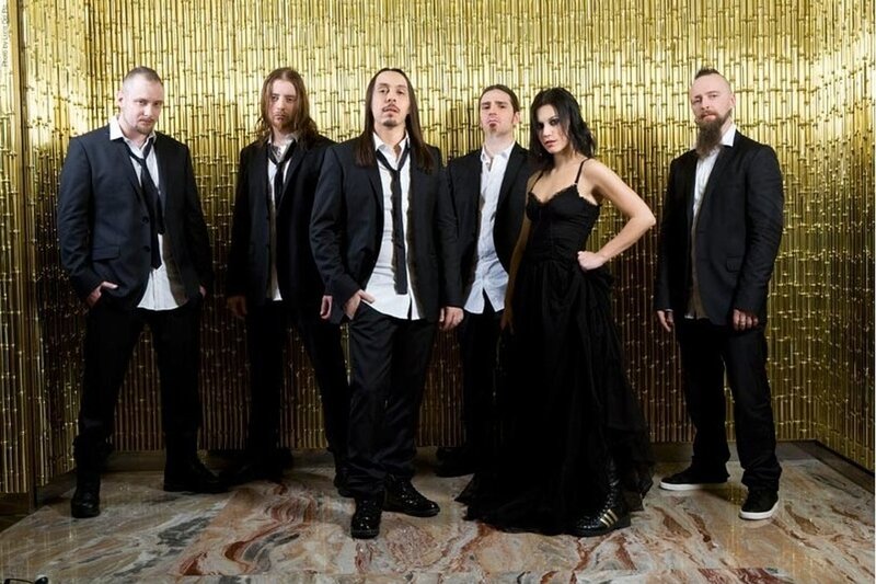 Band with Five Members — Black, Formal