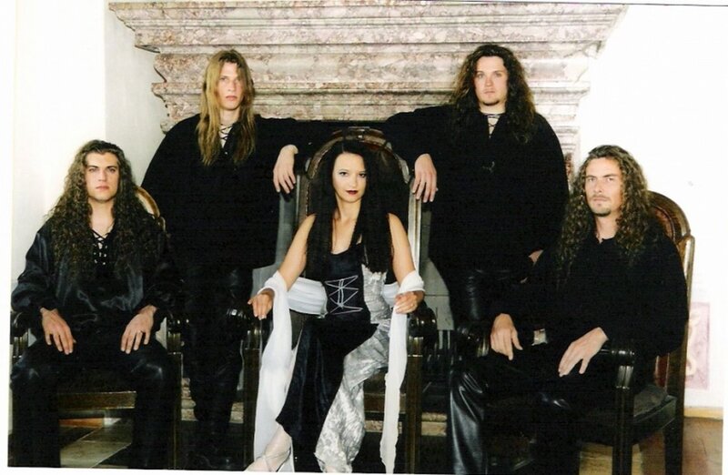 Band with Five Members — Black