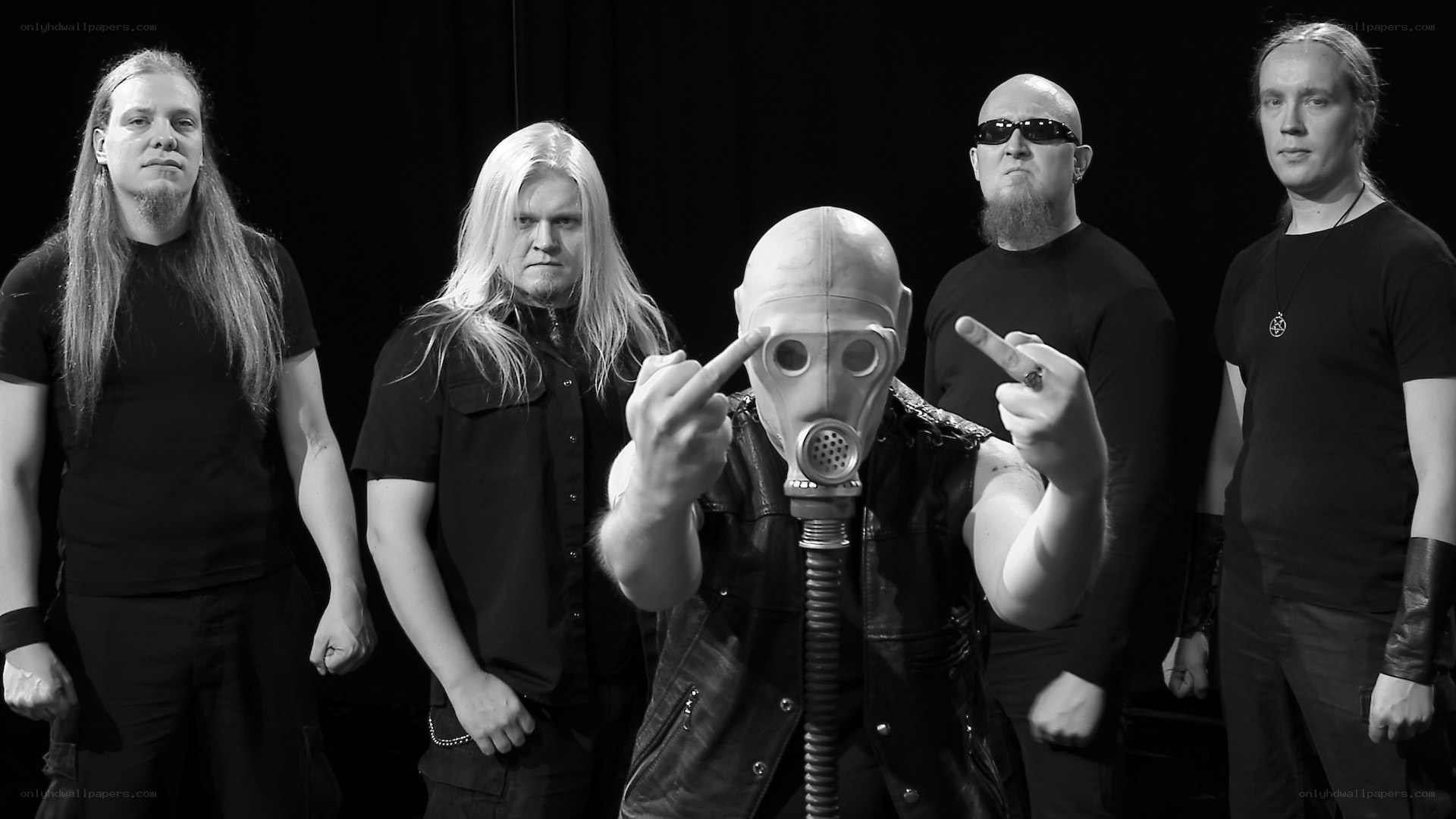 band with gas mask member