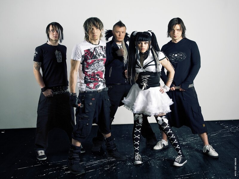 band with goth fashion