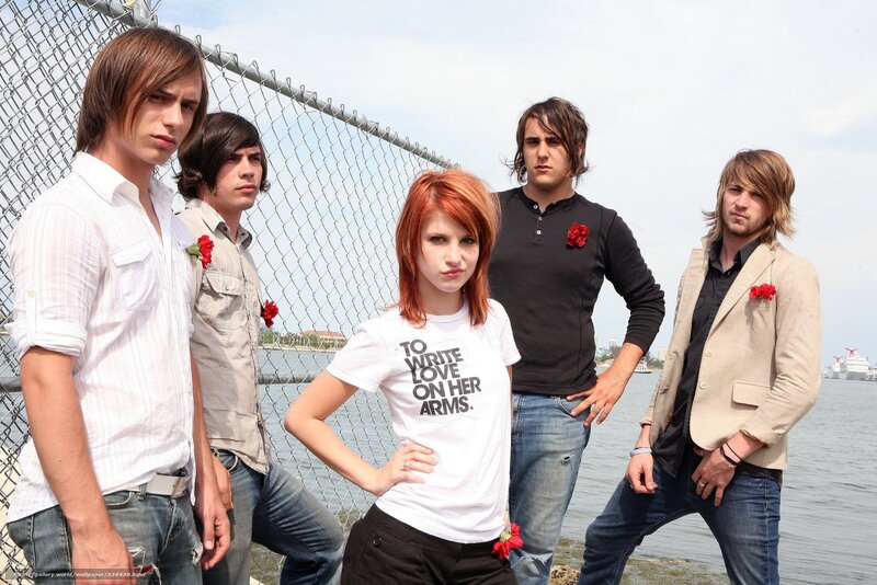 Band with Red-haired Woman — White