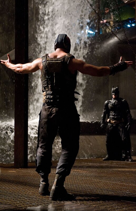 Bane and Batman Standing — Black