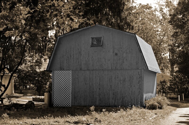 Barn with Lattice Panel