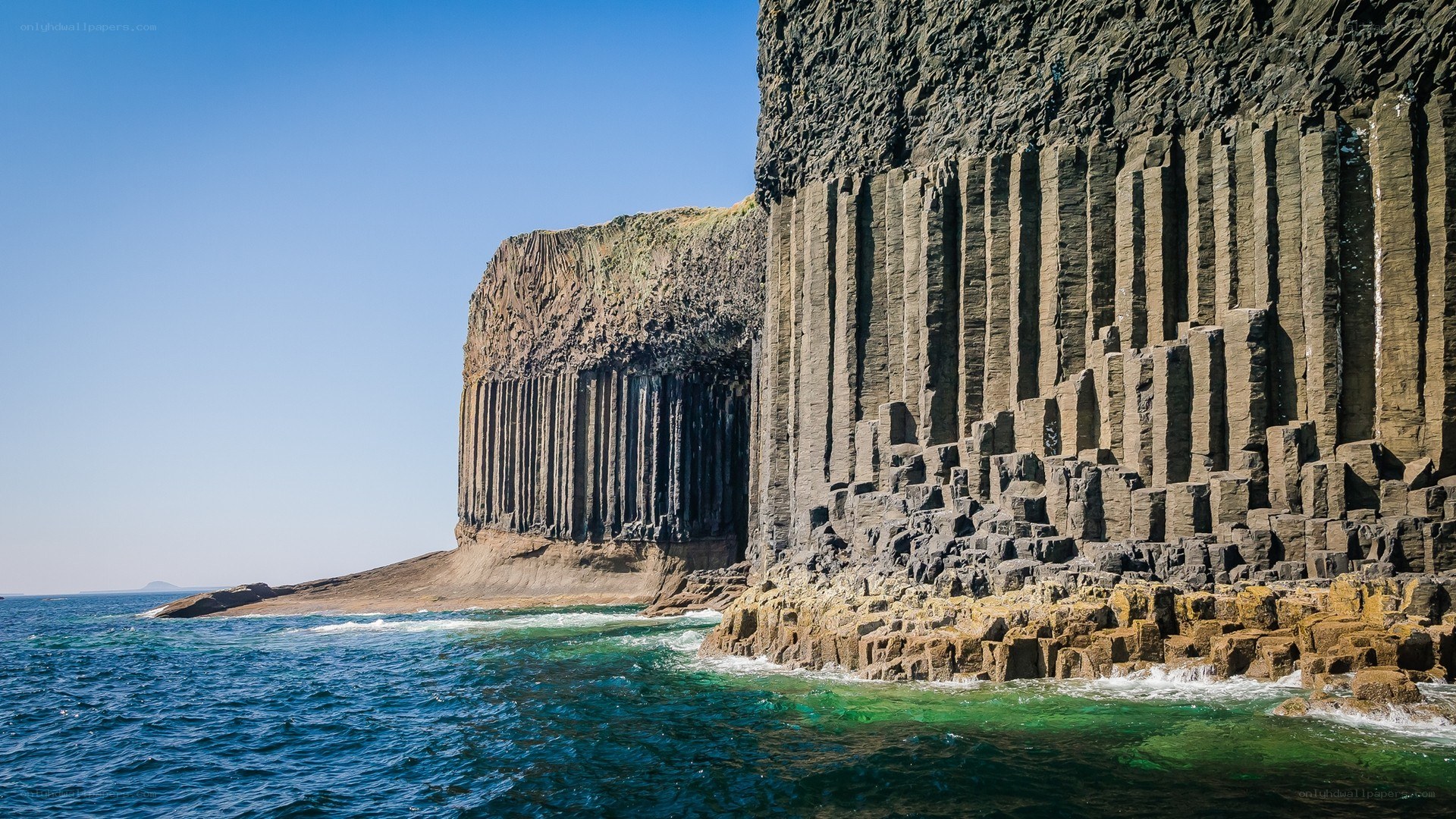 Basalt columns at Fingal's Cave