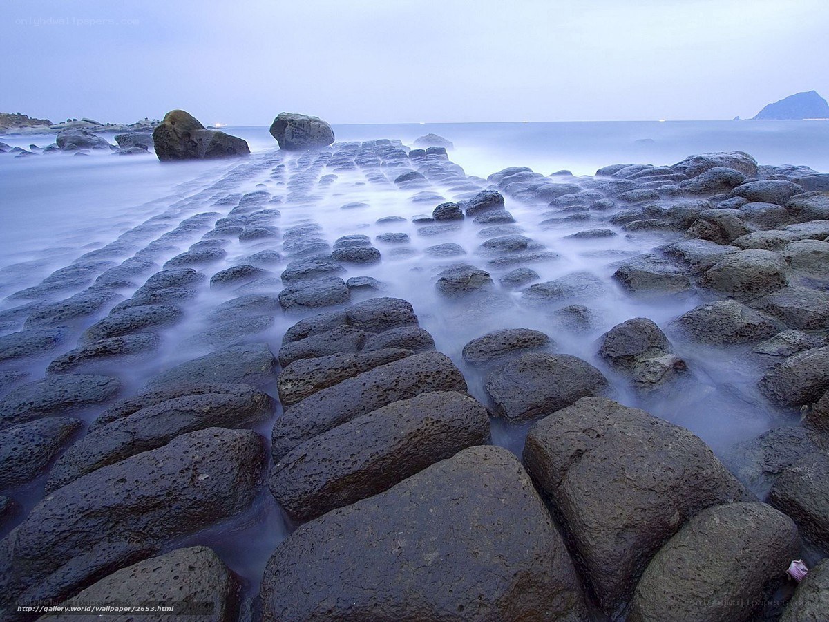 Basalt columns at the coast