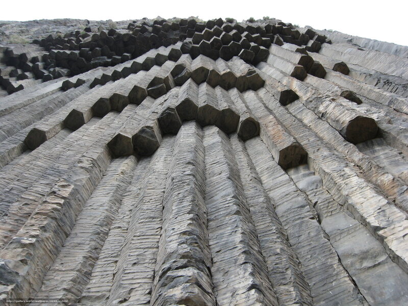 Basalt columns formation