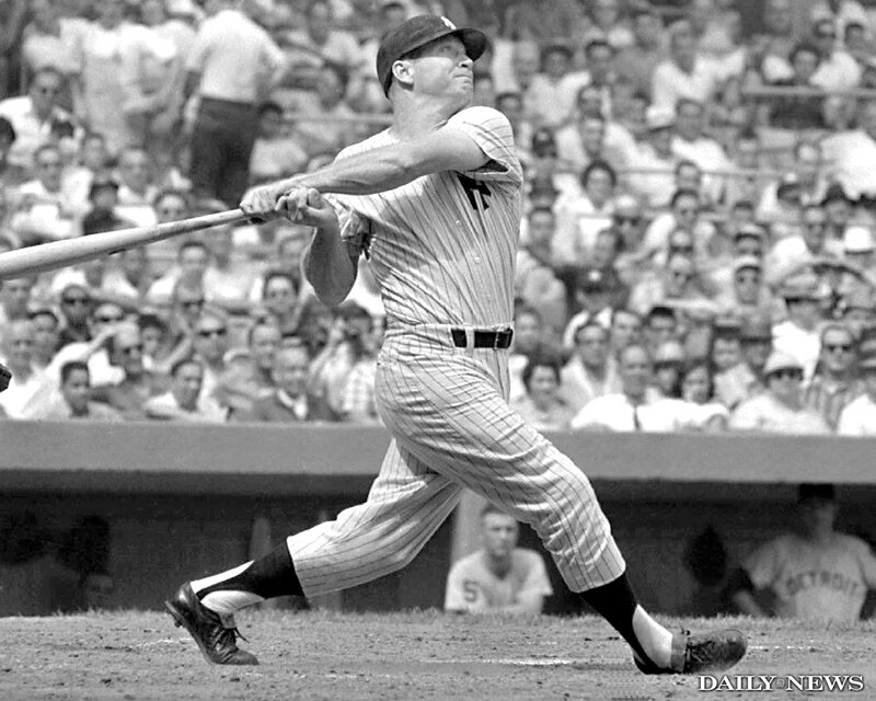 Baseball Player Swinging Bat — Black, Dynamic