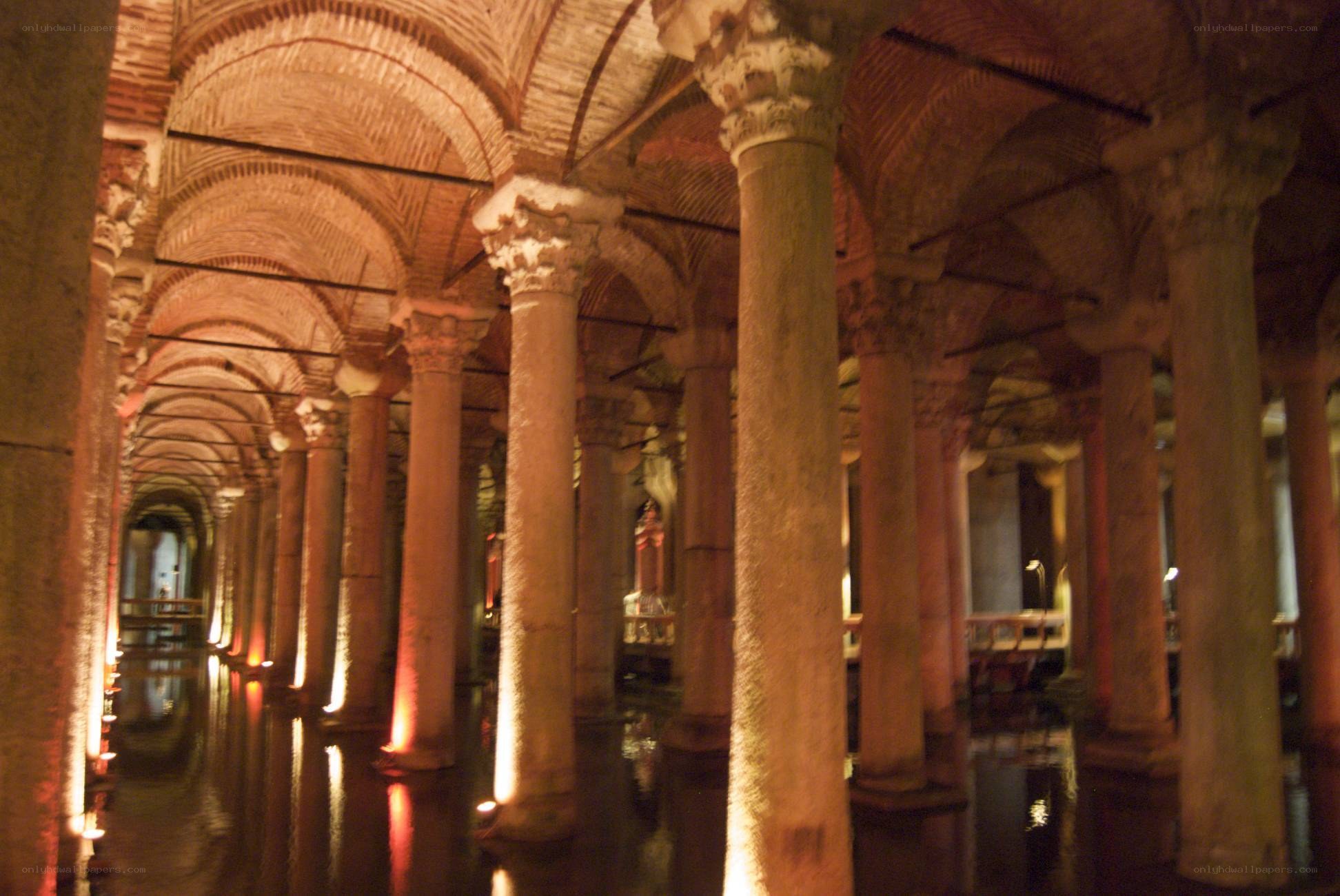 Basilica Cistern underground hall