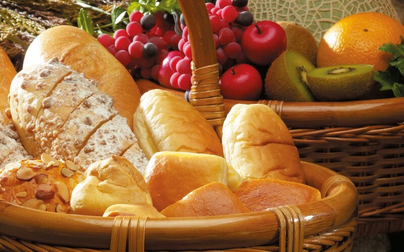 Basket of Bread and Fruit — Brown