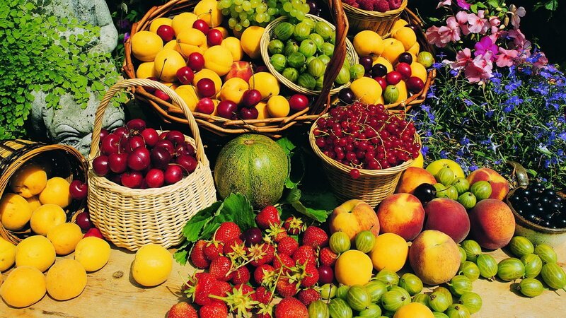 Basket of Fresh Fruits — Green, Abundant
