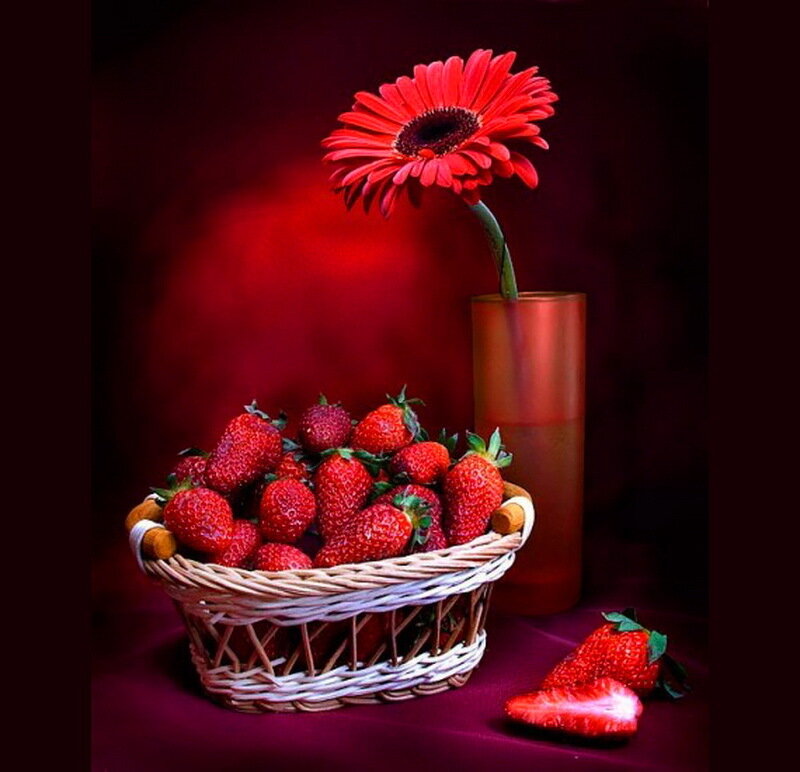 Basket of Strawberries — Red, Dramatic