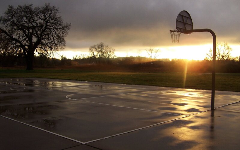 Basketball Court at Sunset — Gray