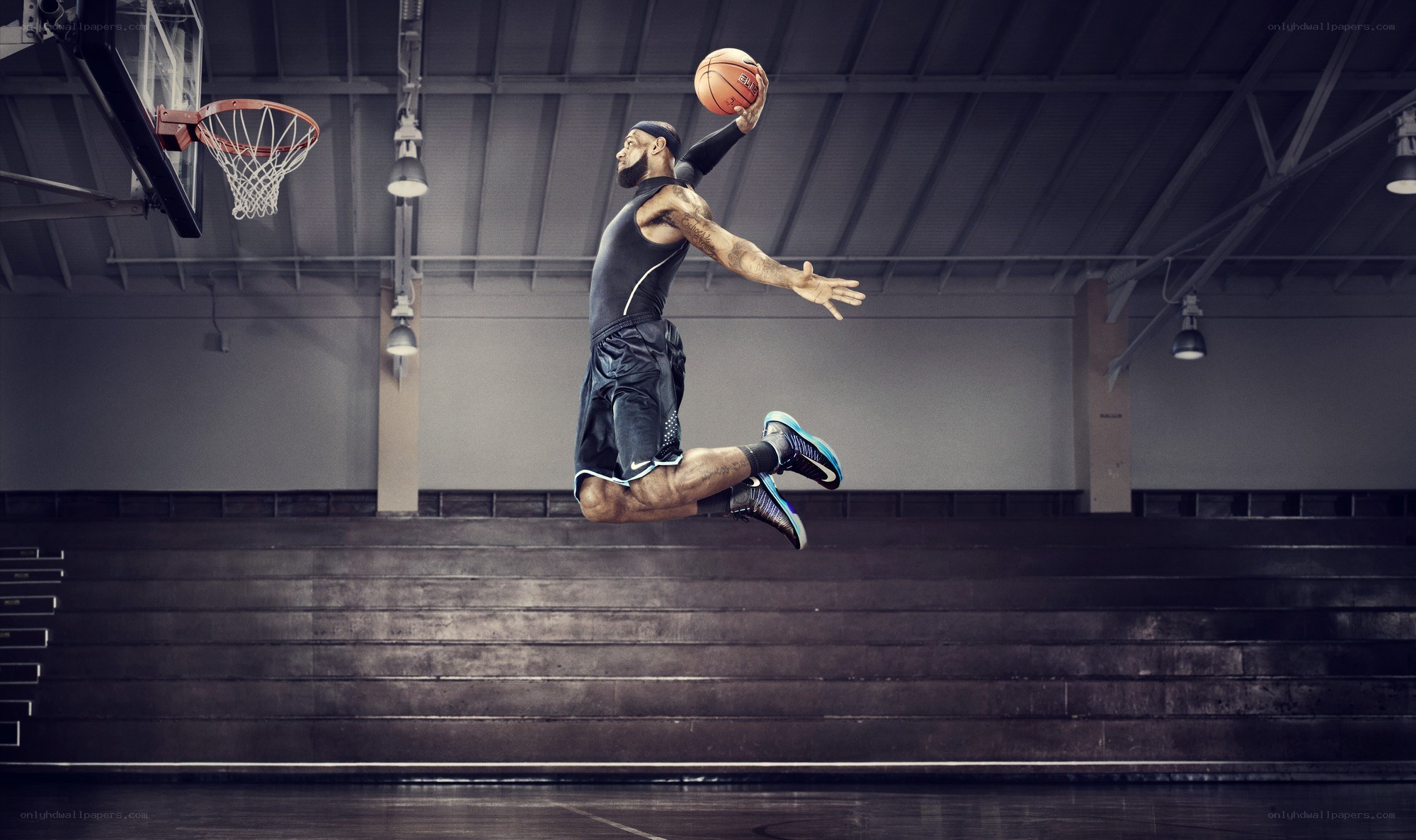 basketball player dunking