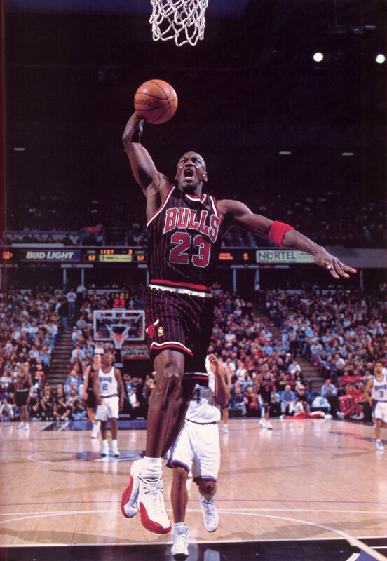 Basketball Player Dunking — Black, Dynamic