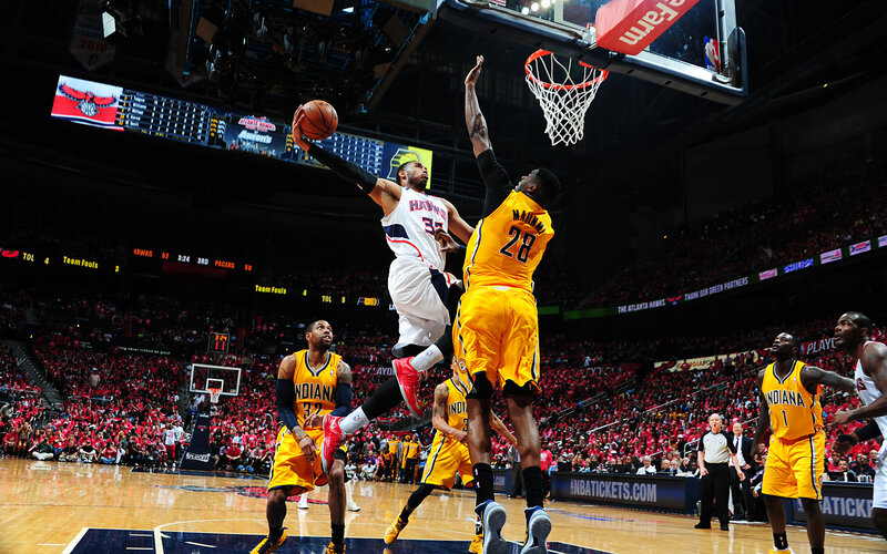 Basketball Player Dunking — Yellow