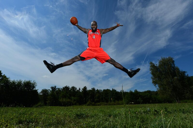 Basketball Player Jumping — Red, Dynamic