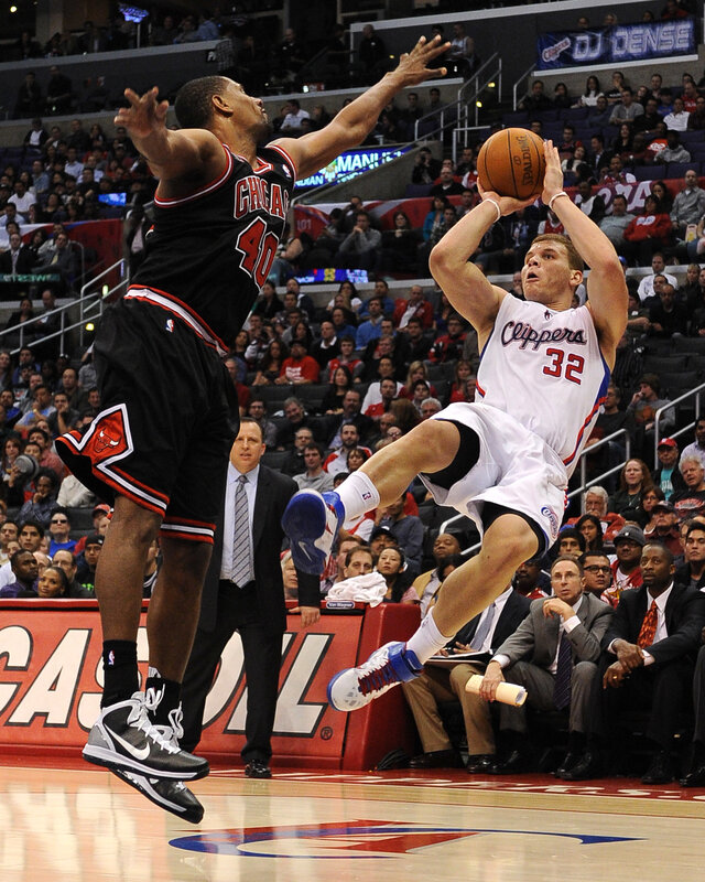 Basketball player shooting
