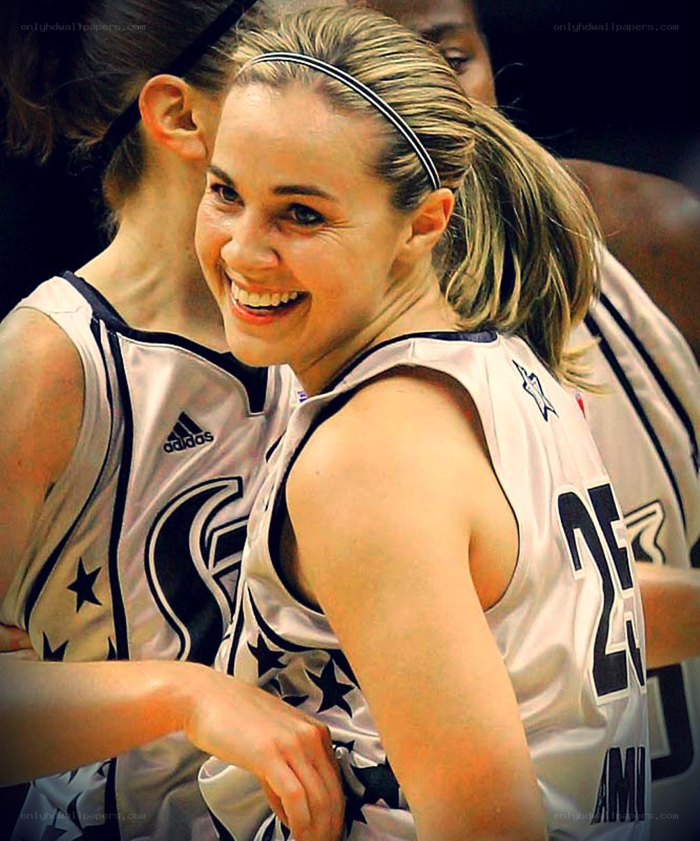 basketball player smiling