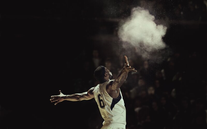 basketball player with chalk