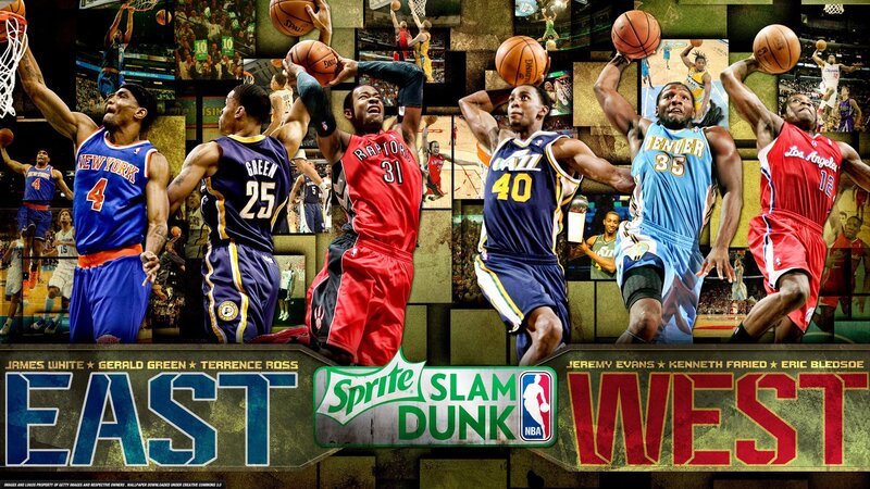 Basketball Players Dunking — Blue