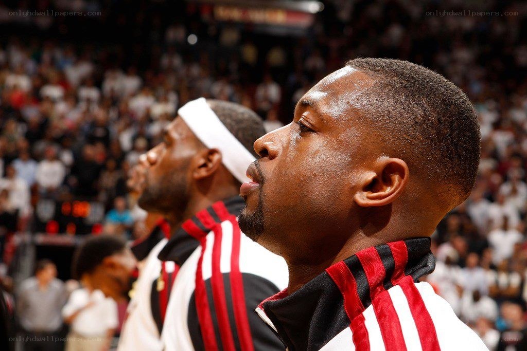 basketball players in uniform