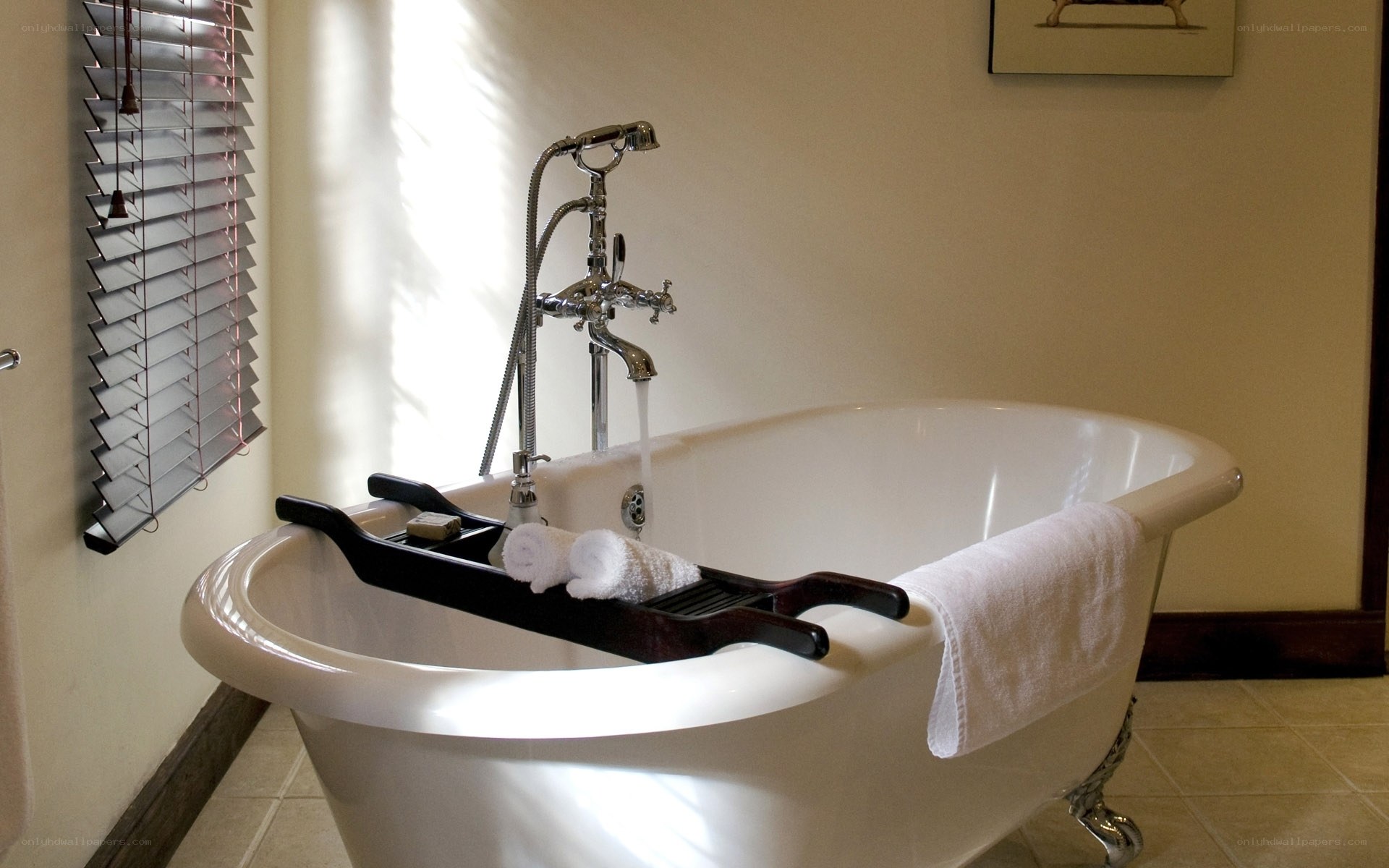 Bathroom with clawfoot tub