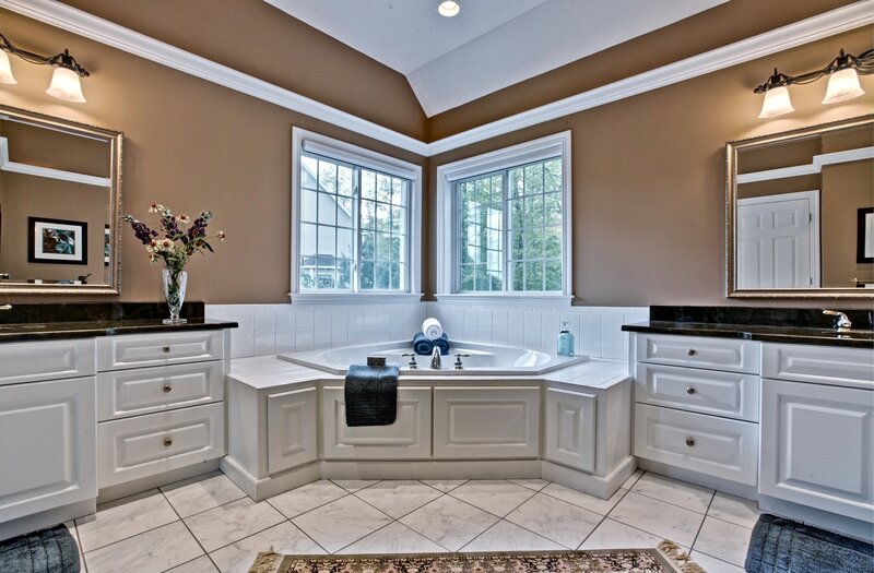 Bathroom with Corner Tub