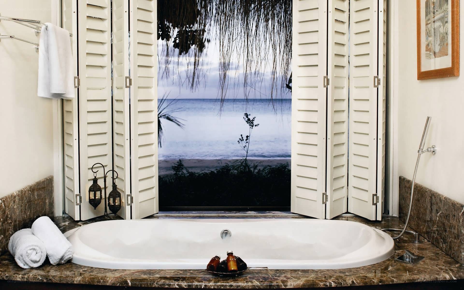 Bathroom with ocean view