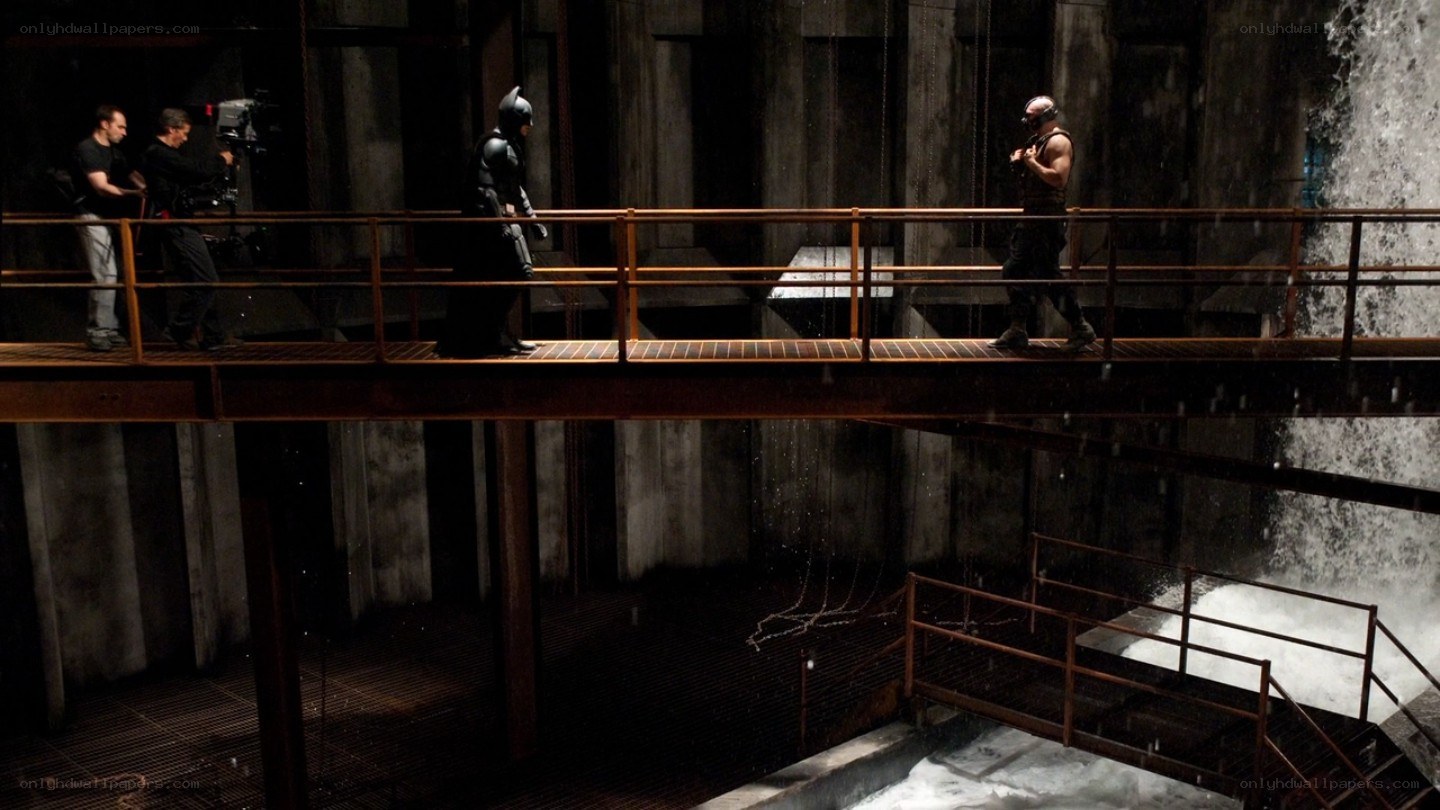 Batman and Bane on a bridge