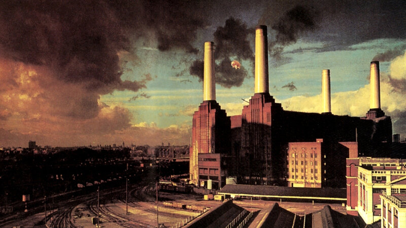 Battersea Power Station at dusk