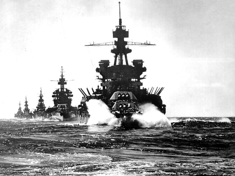 Battleships at Sea — Black, Dramatic