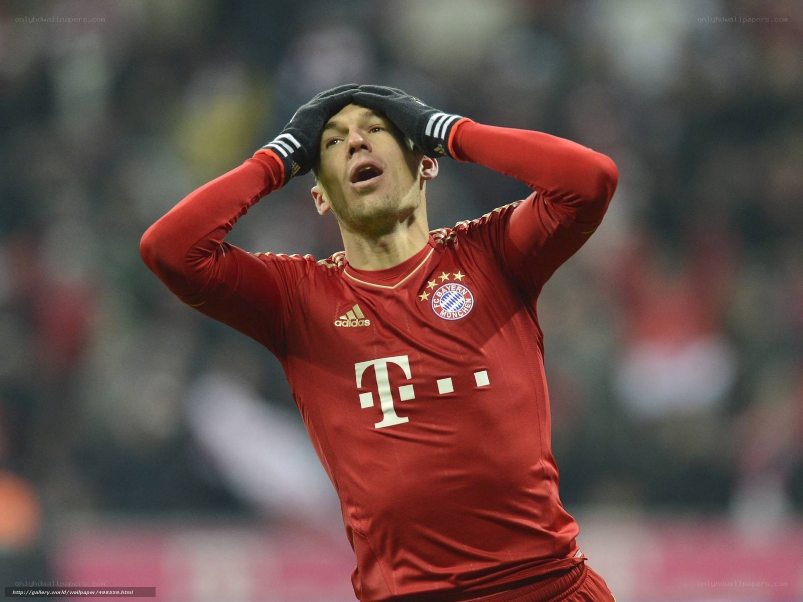 Bayern Munich player in red jersey