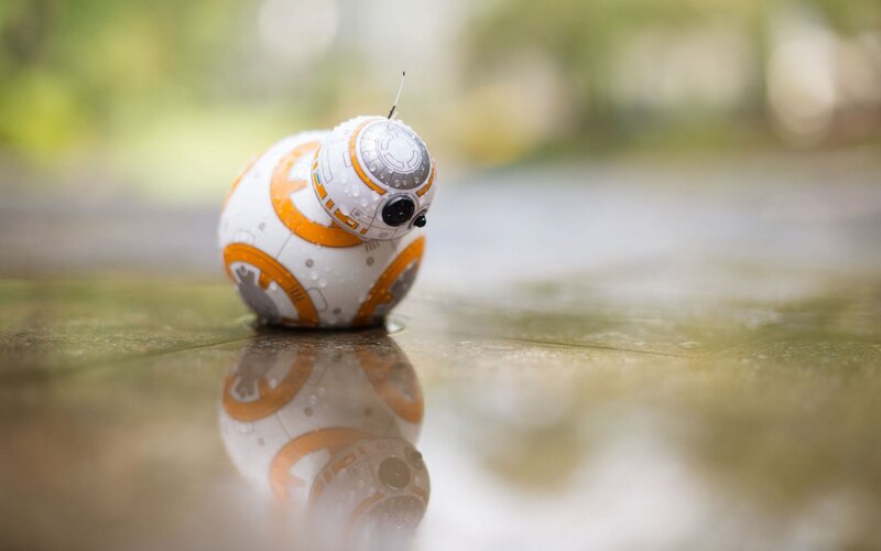 BB-8 Droid on Wet Surface
