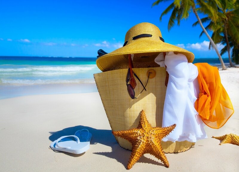 Beach Bag on Sand — Blue, Serene