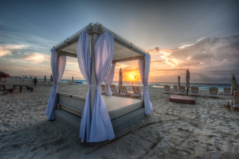 Beach Cabana at Sunset — Blue