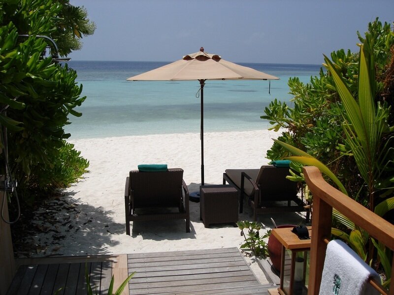 Beach Lounge Chairs — White