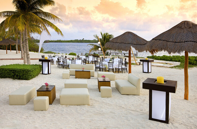 Beach Lounge Setup