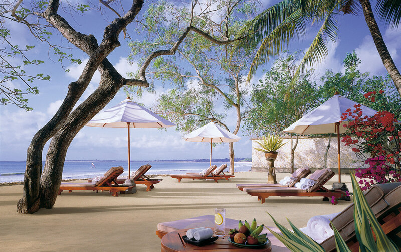Beach lounge with ocean view