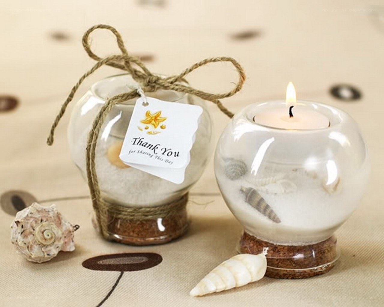 beach-themed candle favors