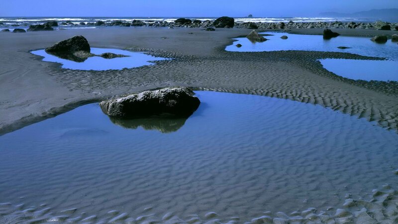 beach tide pools with rocks