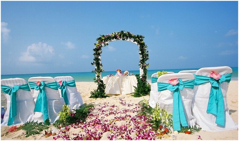 beach wedding ceremony setup