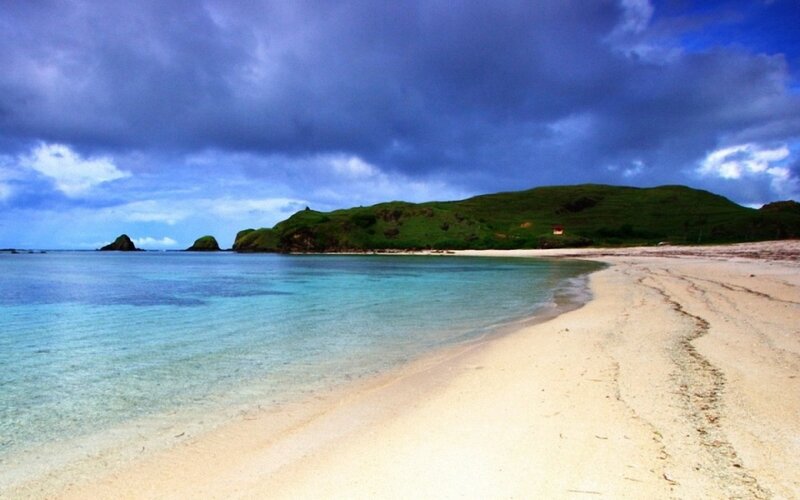 Beach with Green Hills — Blue