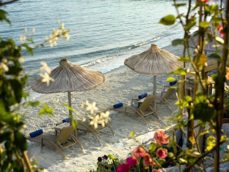 Beach with Lounge Chairs — Blue