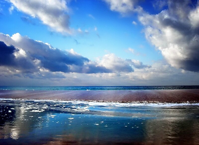 Beach with Ocean Waves — Blue, Dramatic, Afternoon
