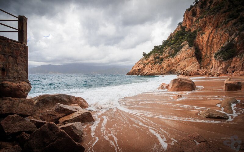 Beach with Rocky Cliffs — Brown, Dramatic