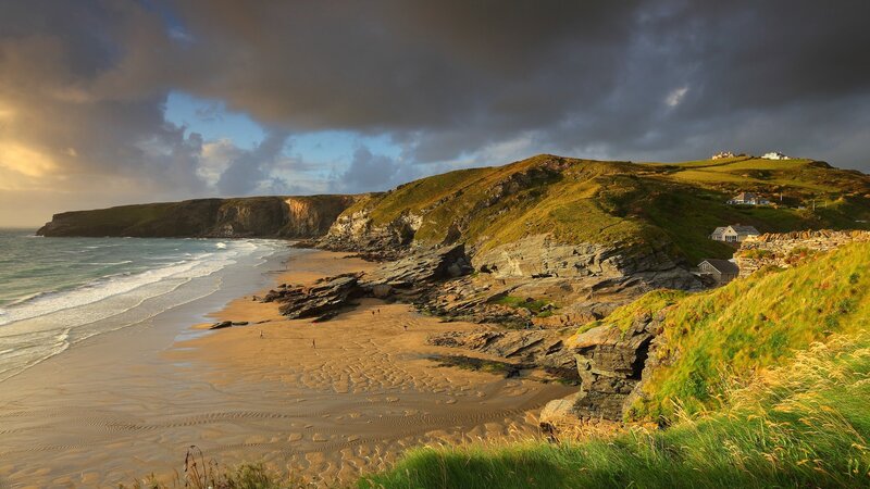 Beach with Rocky Cliffs — Green