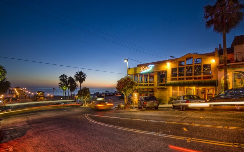 Beacher's Restaurant at Dusk